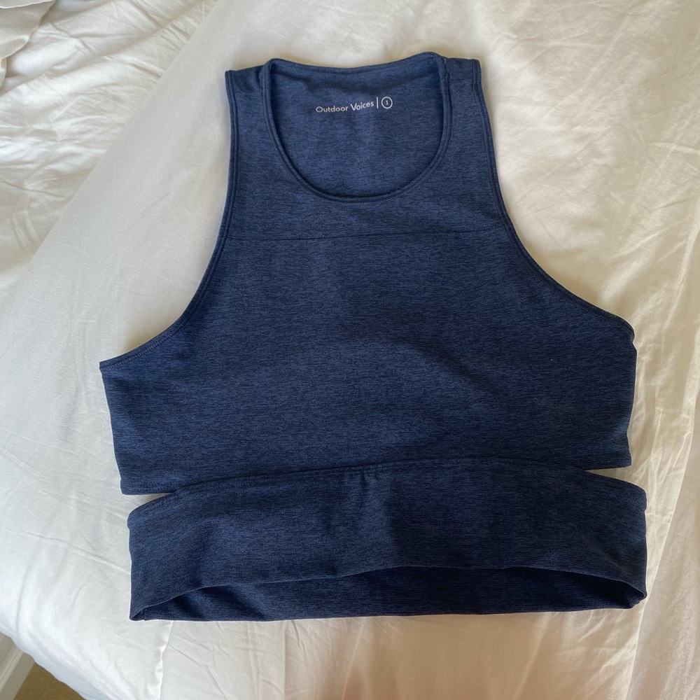 Outdoor voices top with cut out back